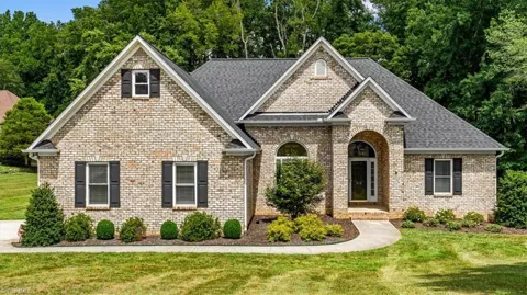 592 Carson Ridge Drive