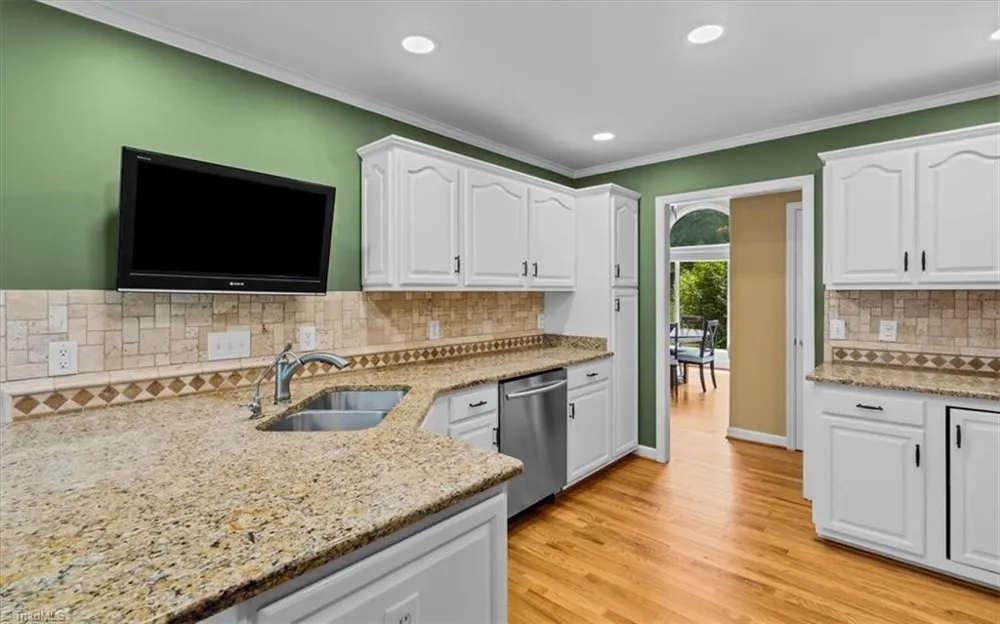 592 Carson Ridge Drive Oak Ridge, NC 27310