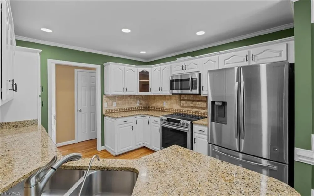 592 Carson Ridge Drive Oak Ridge, NC 27310