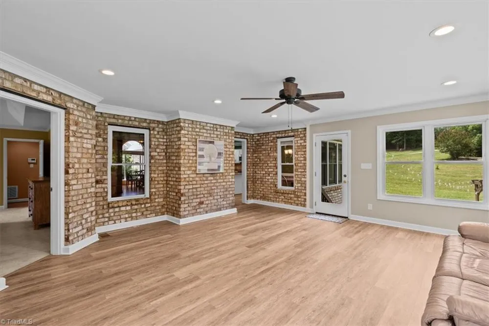 592 Carson Ridge Drive Oak Ridge, NC 27310
