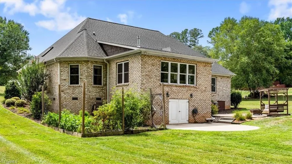 592 Carson Ridge Drive Oak Ridge, NC 27310