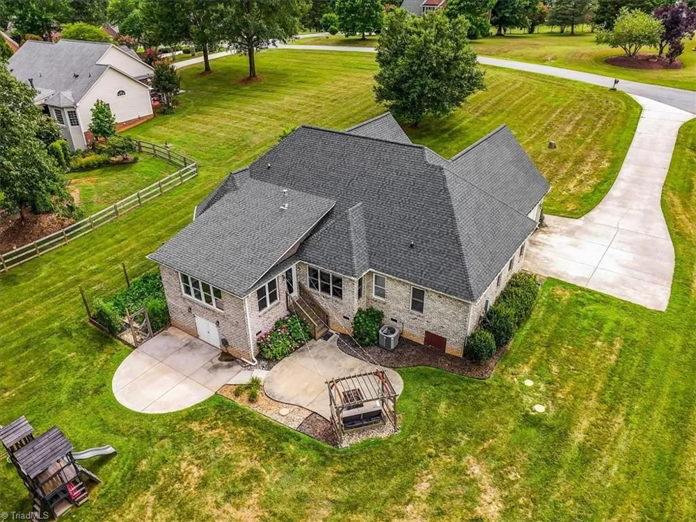 592 Carson Ridge Drive Oak Ridge, NC 27310