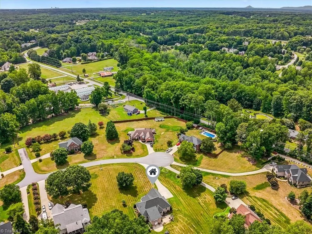 592 Carson Ridge Drive Oak Ridge, NC 27310