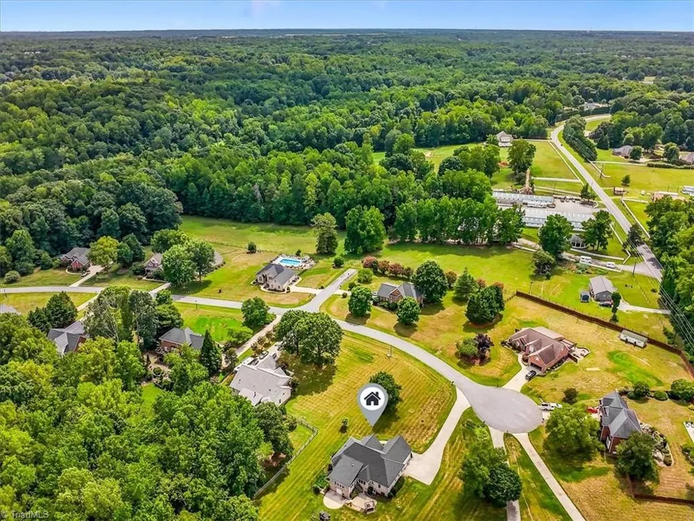 592 Carson Ridge Drive Oak Ridge, NC 27310