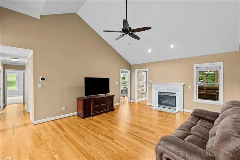 592 Carson Ridge Drive Oak Ridge, NC 27310