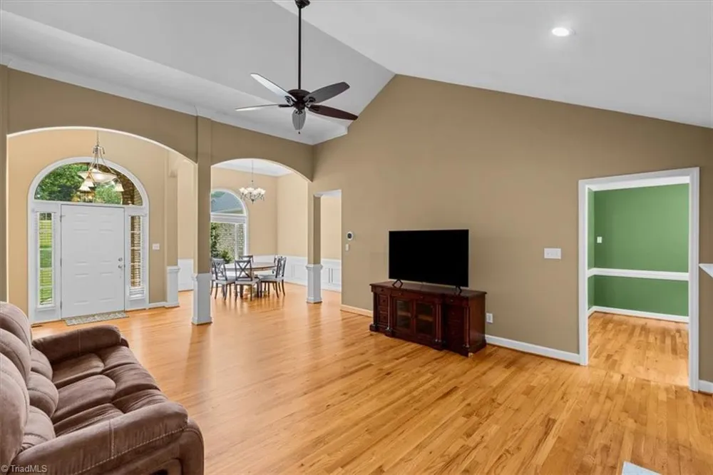 592 Carson Ridge Drive Oak Ridge, NC 27310