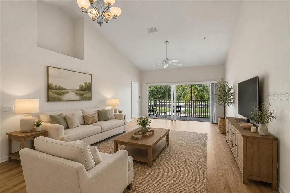 6870 FAIRVIEW TERRACE Bradenton, FL 34203