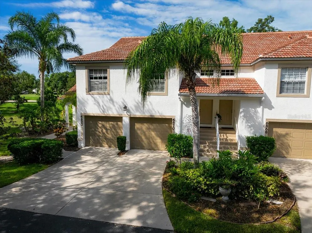 6870 FAIRVIEW TERRACE Bradenton, FL 34203