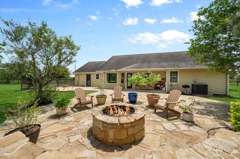 1945 Settlers Way Drive