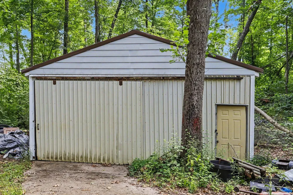 11091 W DRIVE Bellevue, MI 49021