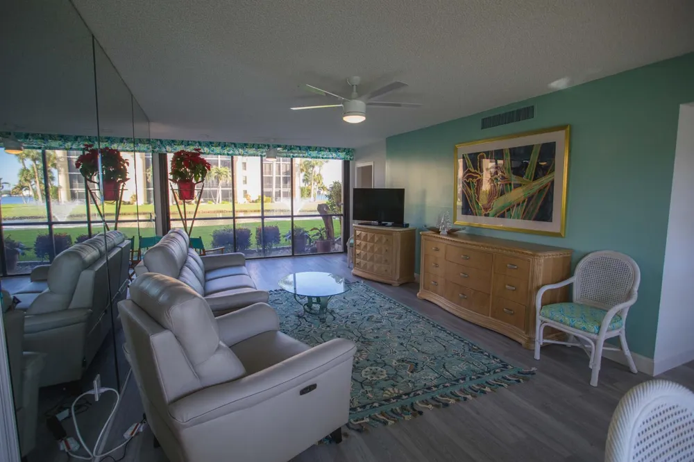 3382 NE CAUSEWAY BOULEVARD #101 Hutchinson Island, FL 34957