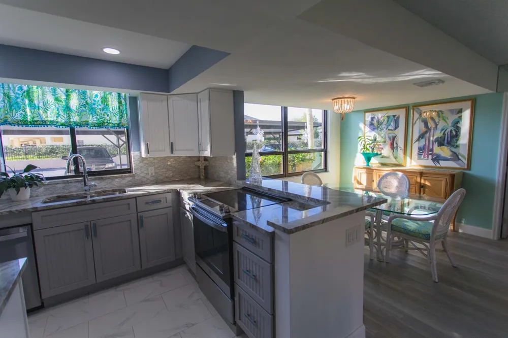 3382 NE CAUSEWAY BOULEVARD #101 Hutchinson Island, FL 34957