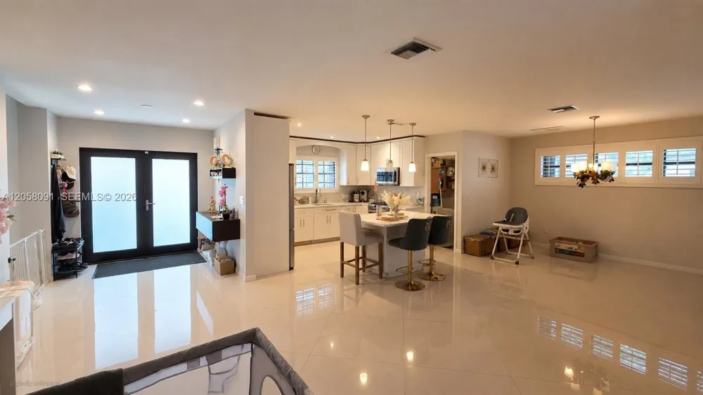 565 NE 179th Dr North Miami Beach, FL 33162