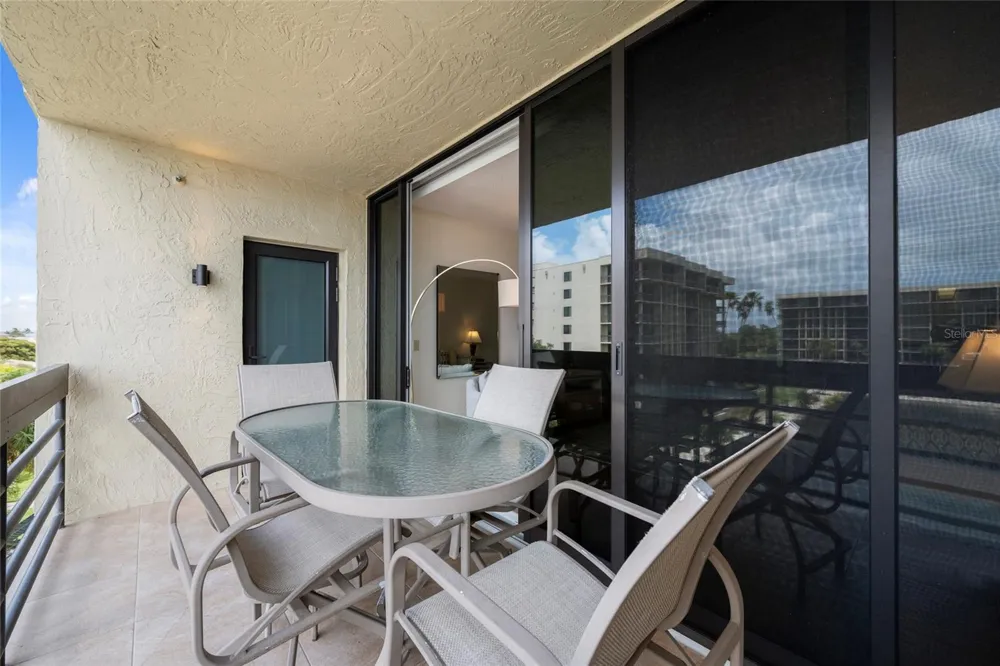 1095 GULF OF MEXICO DRIVE #303 Longboat Key, FL 34228