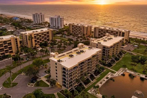 1095 GULF OF MEXICO DRIVE #303
