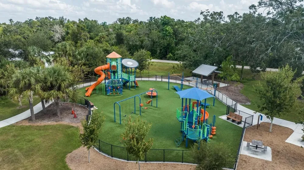 6820 CHLOE COURT Sarasota, FL 34241
