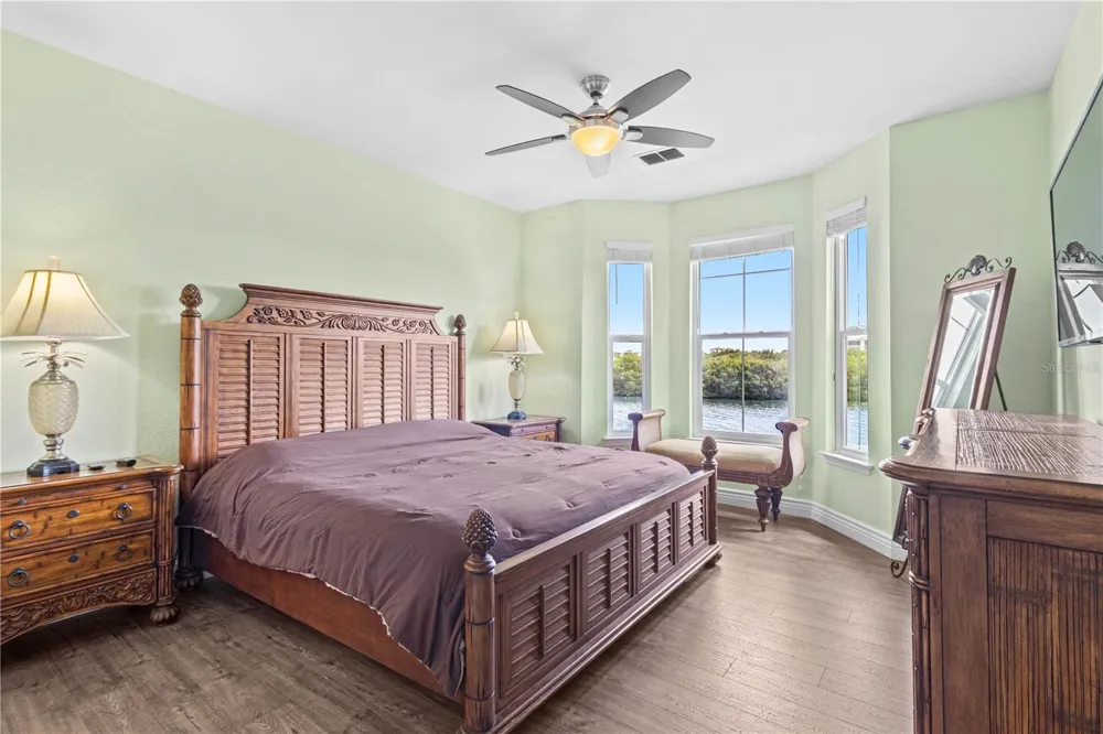 2729 VIA MURANO DRIVE #429 Clearwater, FL 33764