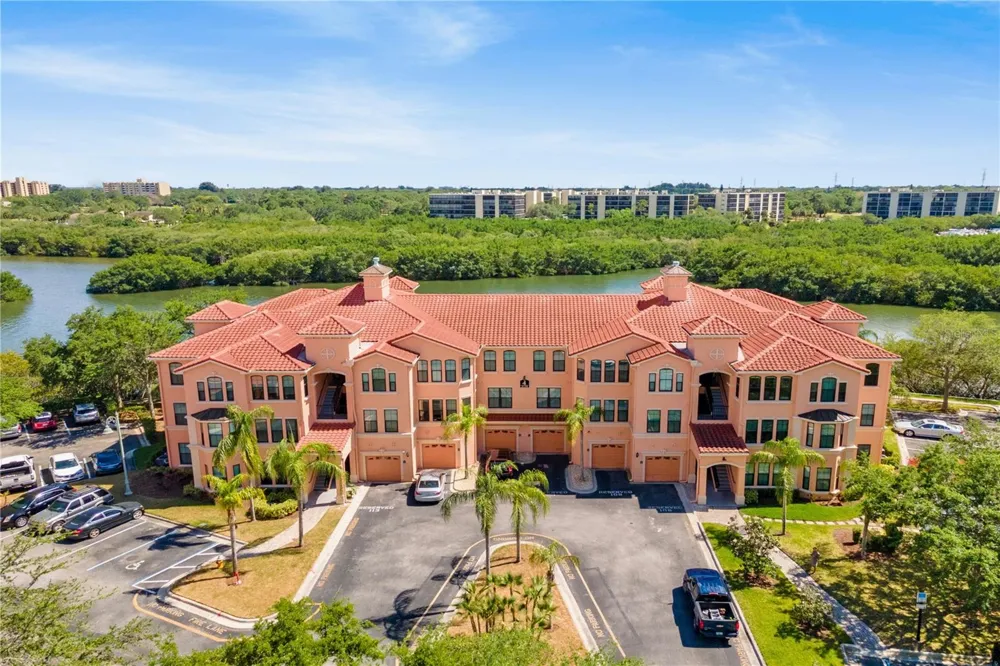2729 VIA MURANO DRIVE #429 Clearwater, FL 33764