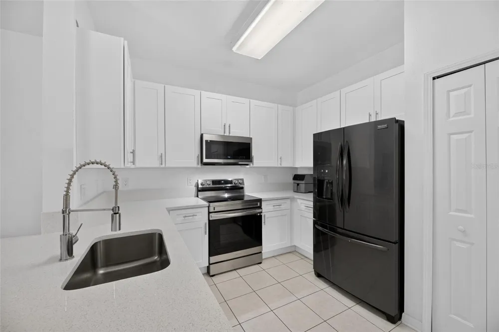 9212 RIVER ROCK LANE Riverview, FL 33578