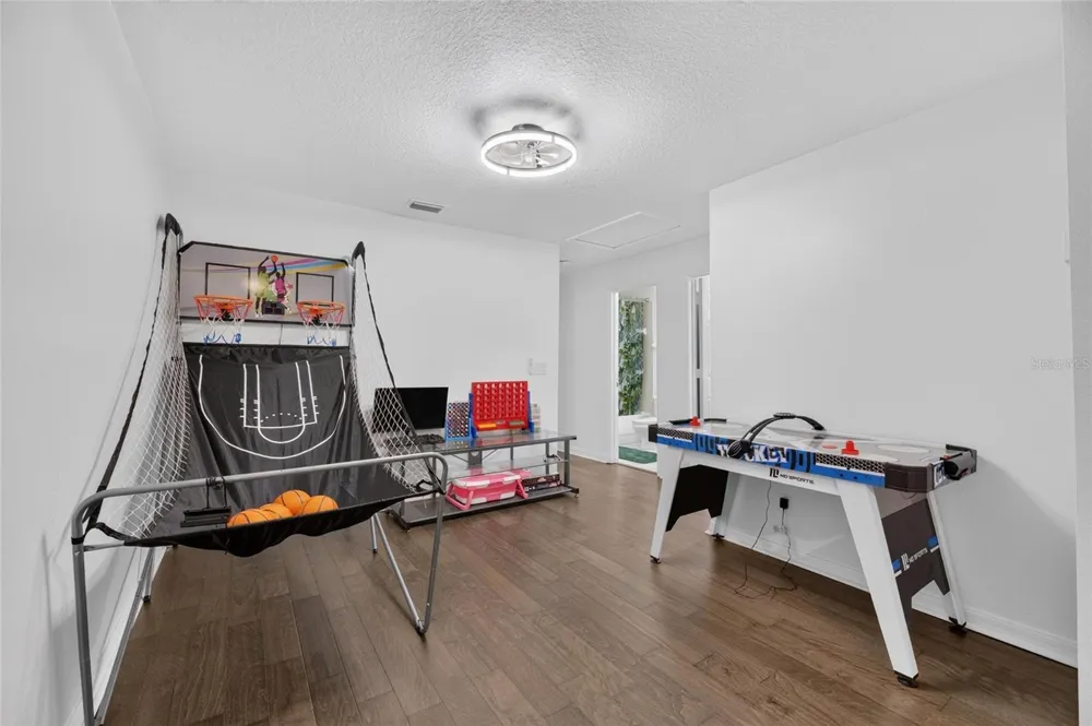 9212 RIVER ROCK LANE Riverview, FL 33578