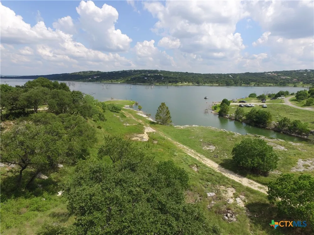1516 Ensenada Drive Canyon Lake, TX 78133