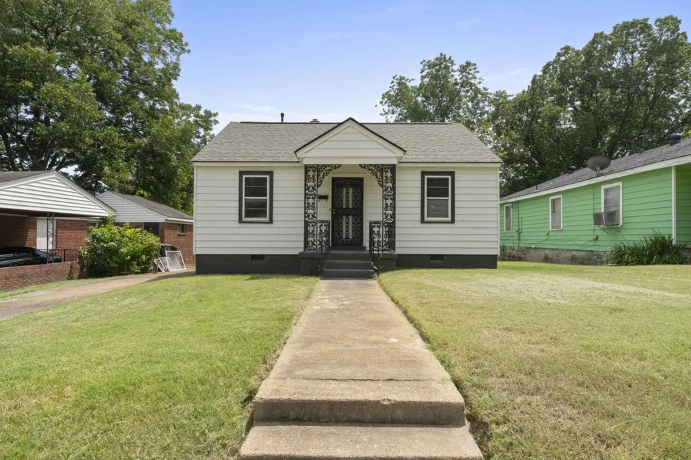 1355 DORIS AVE Memphis, TN 38106