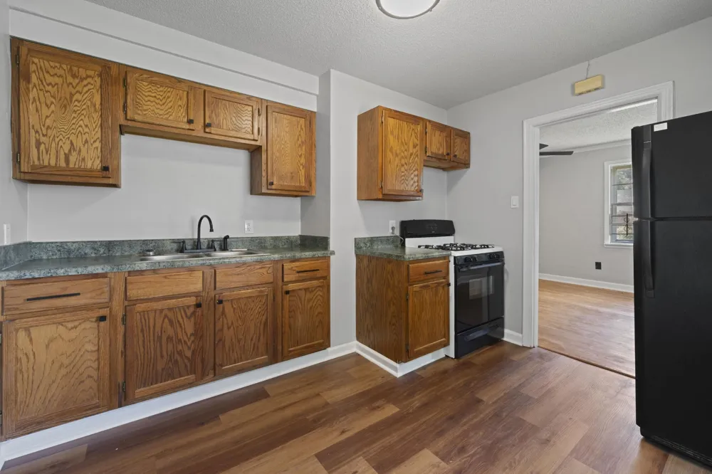 1355 DORIS AVE Memphis, TN 38106
