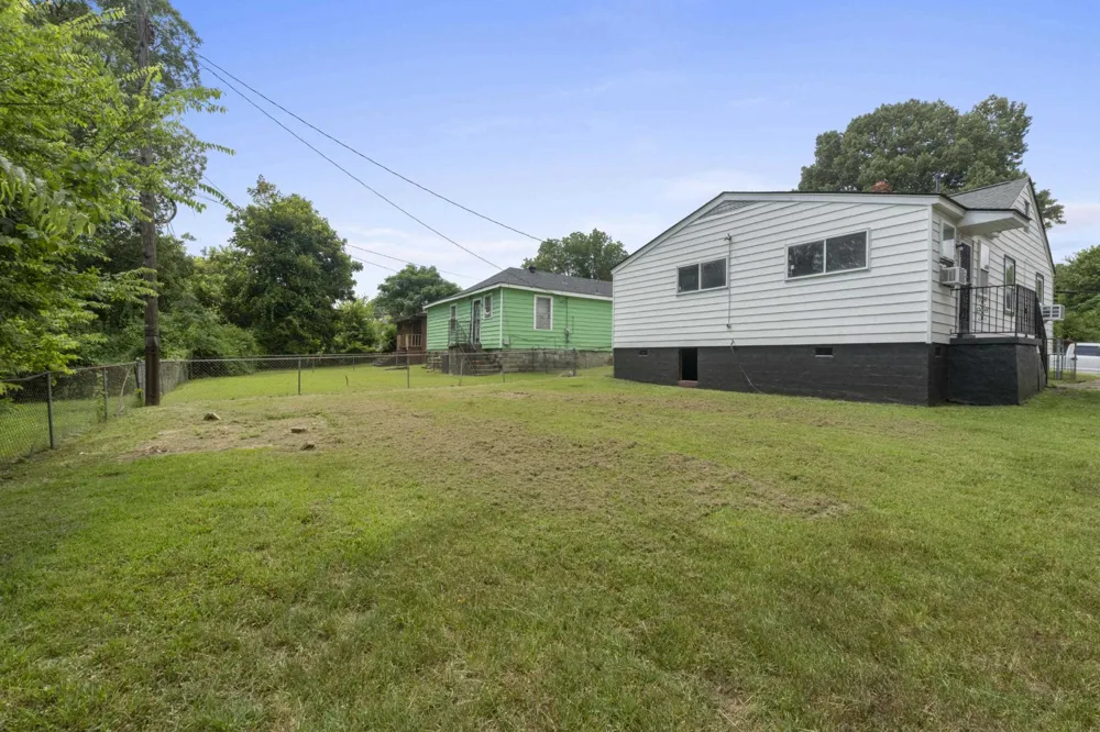 1355 DORIS AVE Memphis, TN 38106