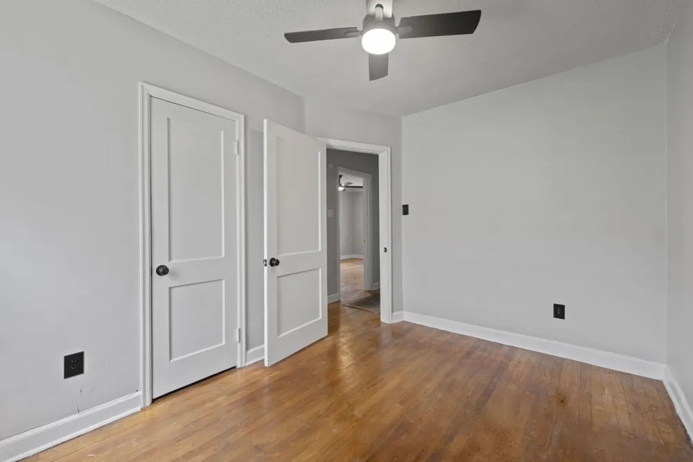 1355 DORIS AVE Memphis, TN 38106