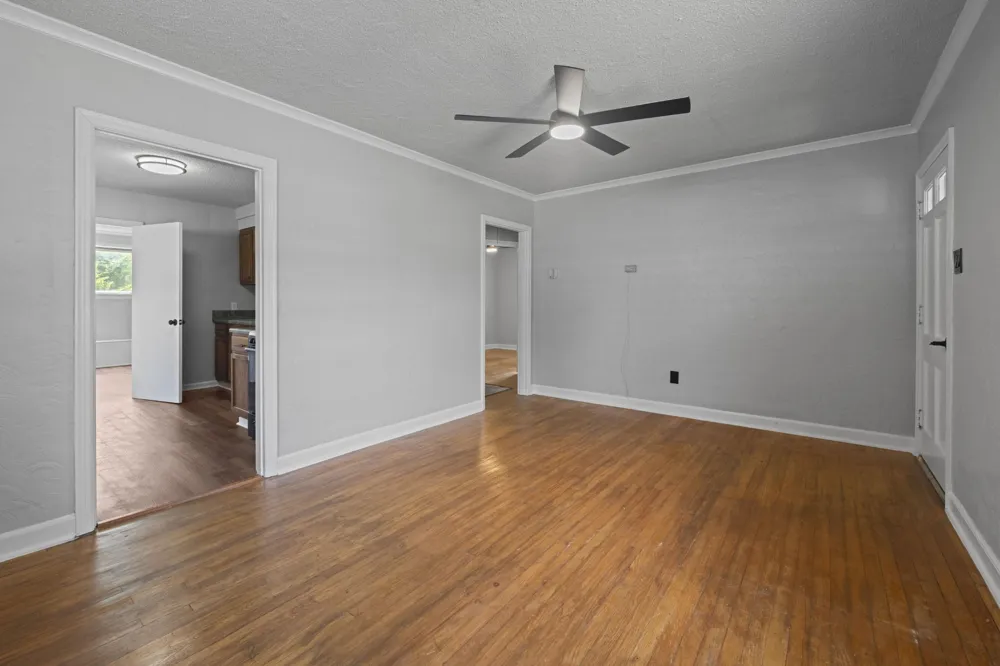 1355 DORIS AVE Memphis, TN 38106