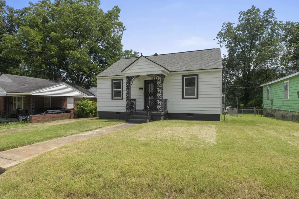 1355 DORIS AVE Memphis, TN 38106