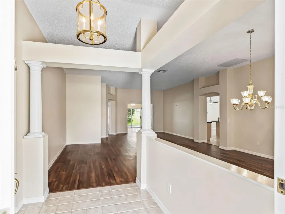 823 SAN SALVADOR DRIVE The Villages, FL 32159