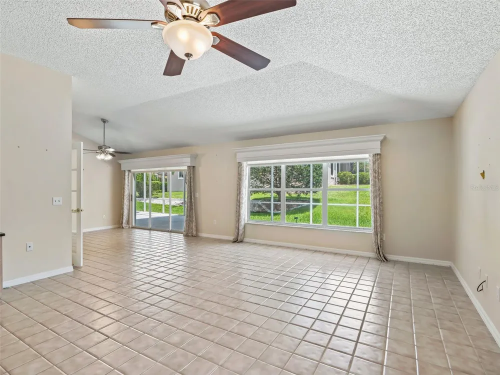 823 SAN SALVADOR DRIVE The Villages, FL 32159