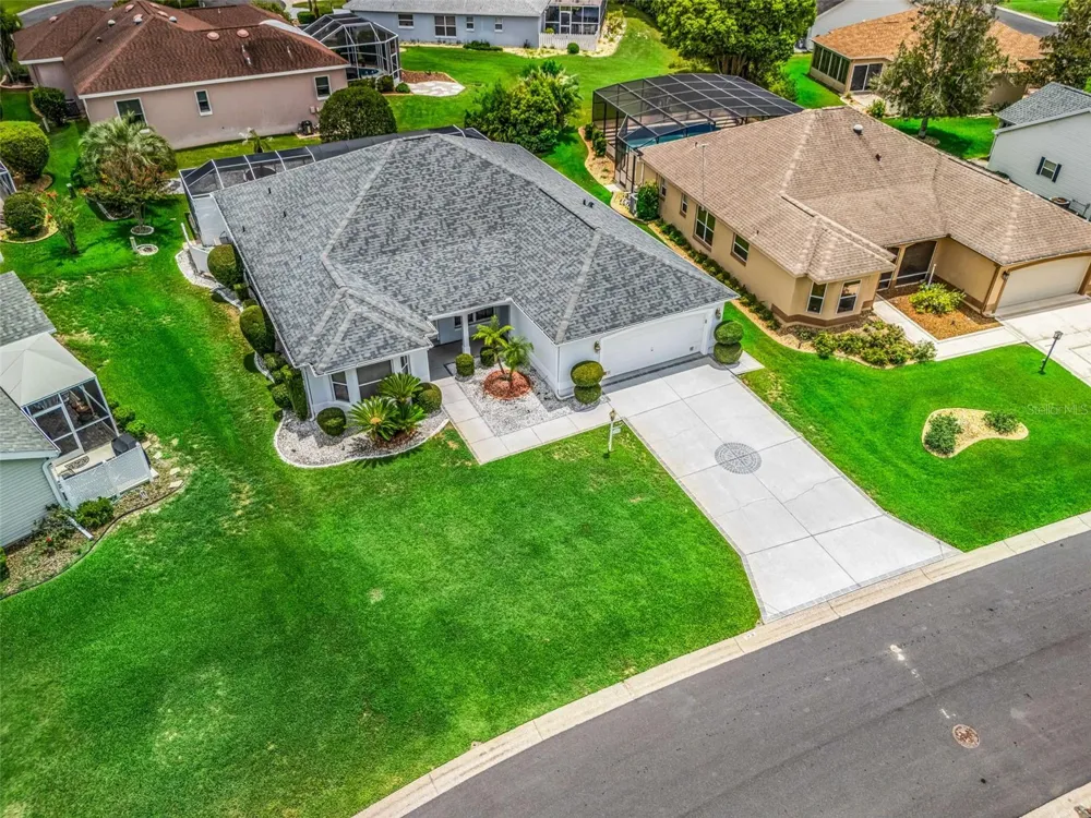 823 SAN SALVADOR DRIVE The Villages, FL 32159