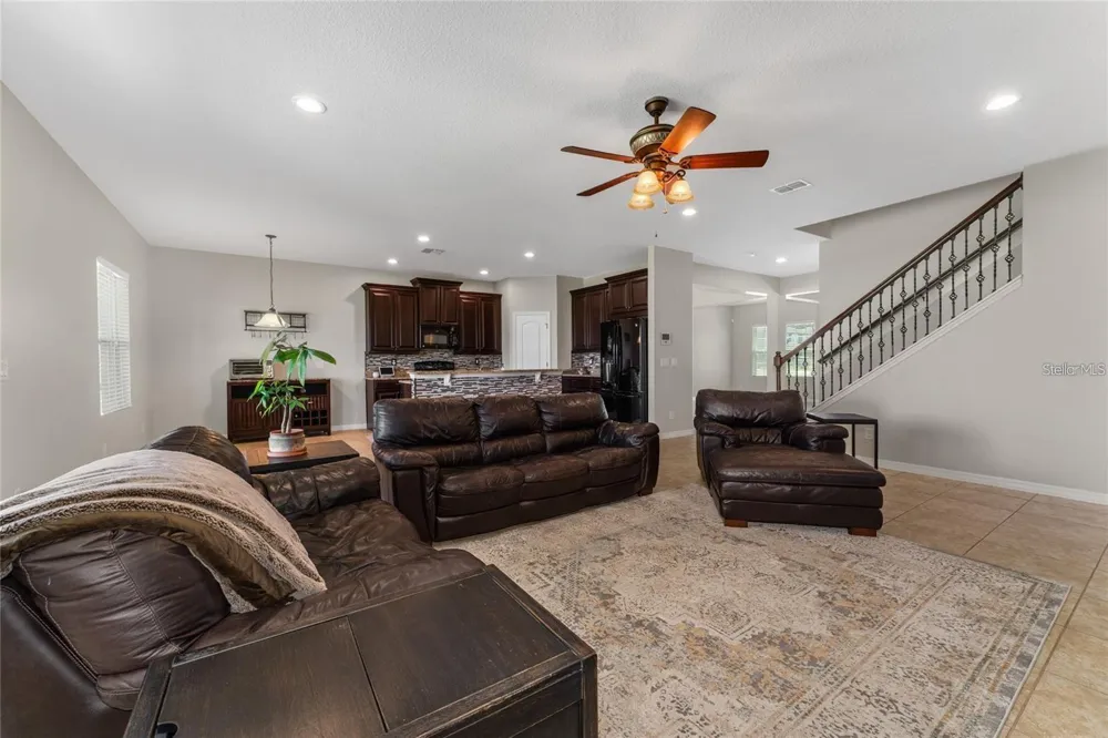 14537 SAN LORENZO DRIVE Orlando, FL 32820