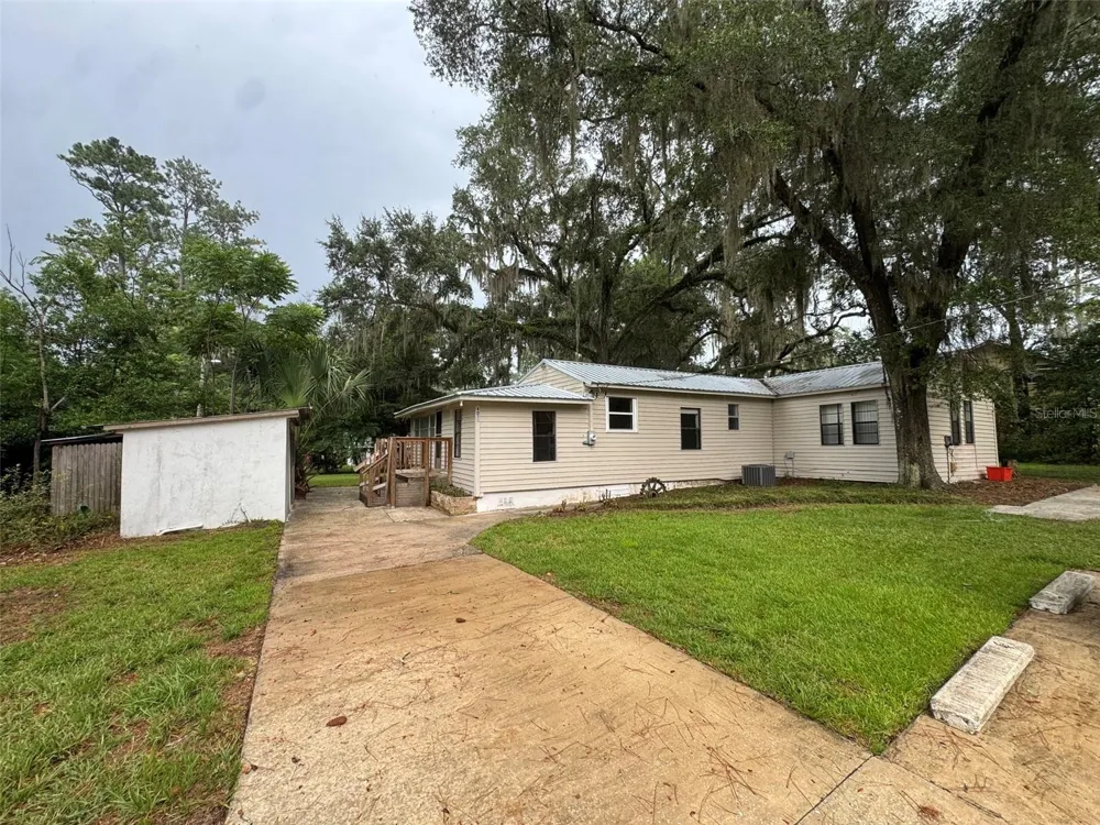 4025 SW 20TH DRIVE Gainesville, FL 32608