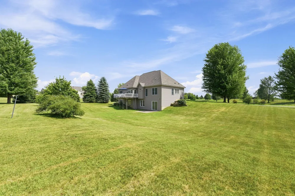 1738 96th Avenue Hammond, WI 54015