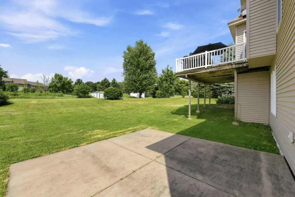 1738 96th Avenue Hammond, WI 54015