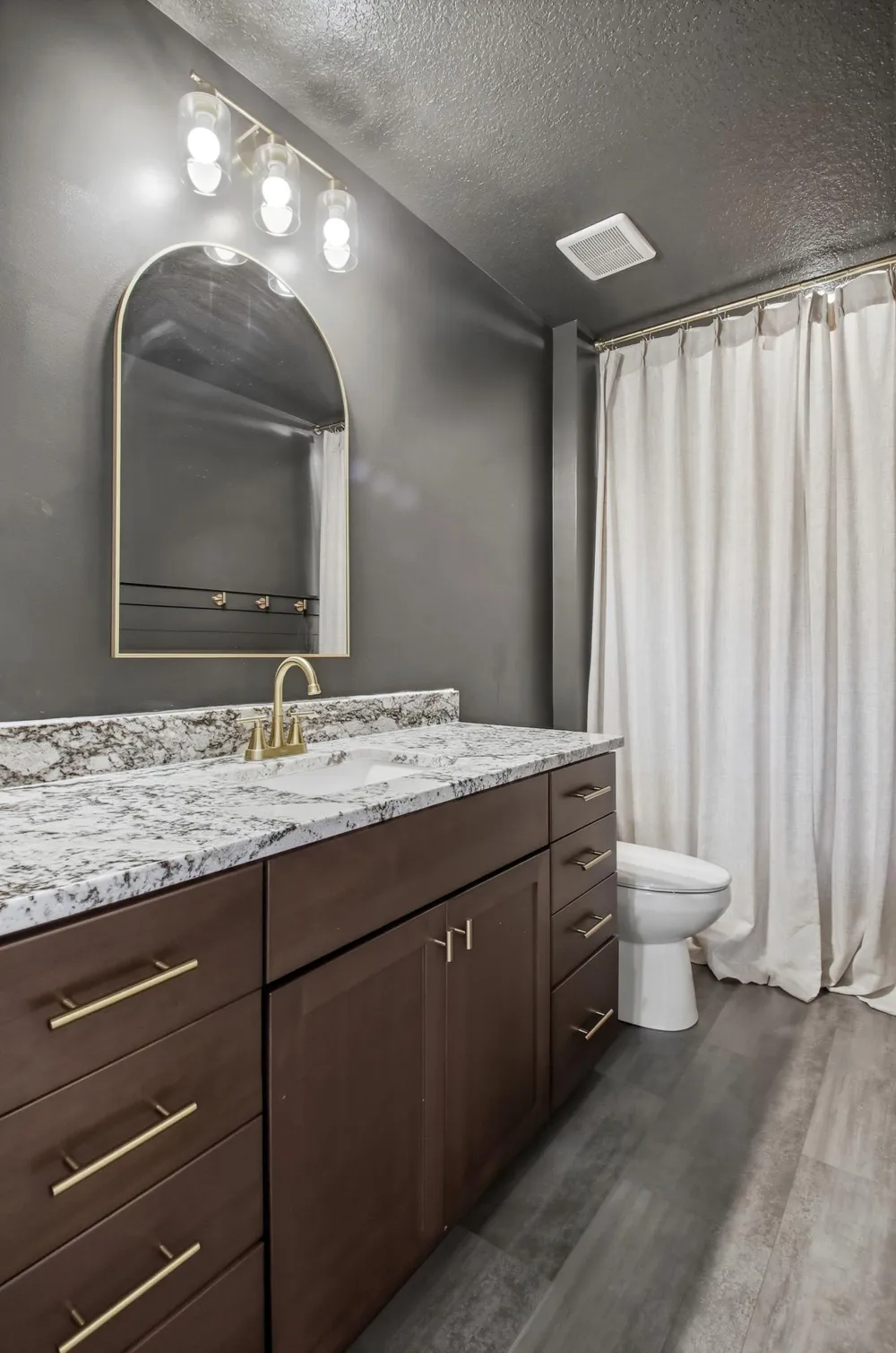 902 Wagner Road Menomonie, WI 54751