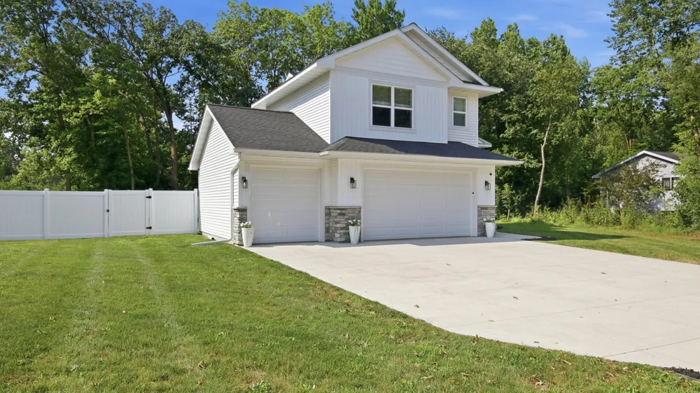 902 Wagner Road Menomonie, WI 54751