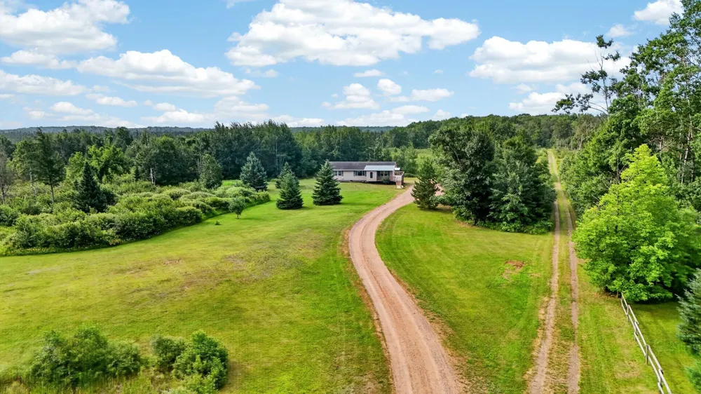 11804 100th Avenue Finlayson, MN 55735