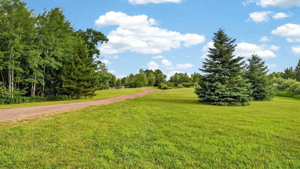 11804 100th Avenue Finlayson, MN 55735