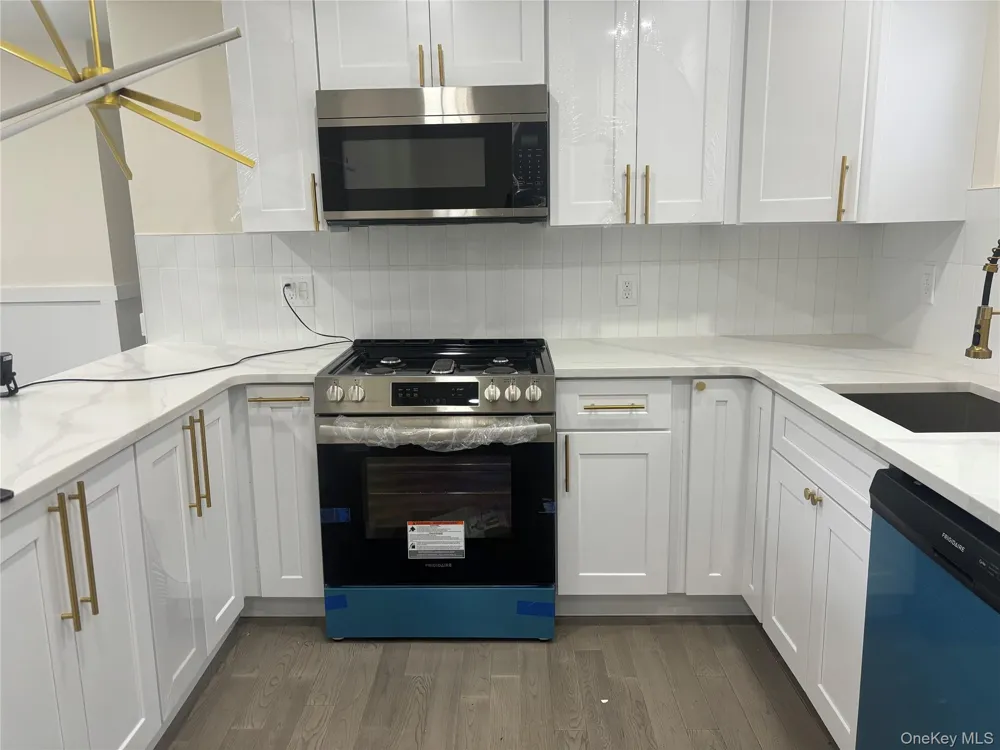 41 Tamarack Street Central Islip, NY 11722