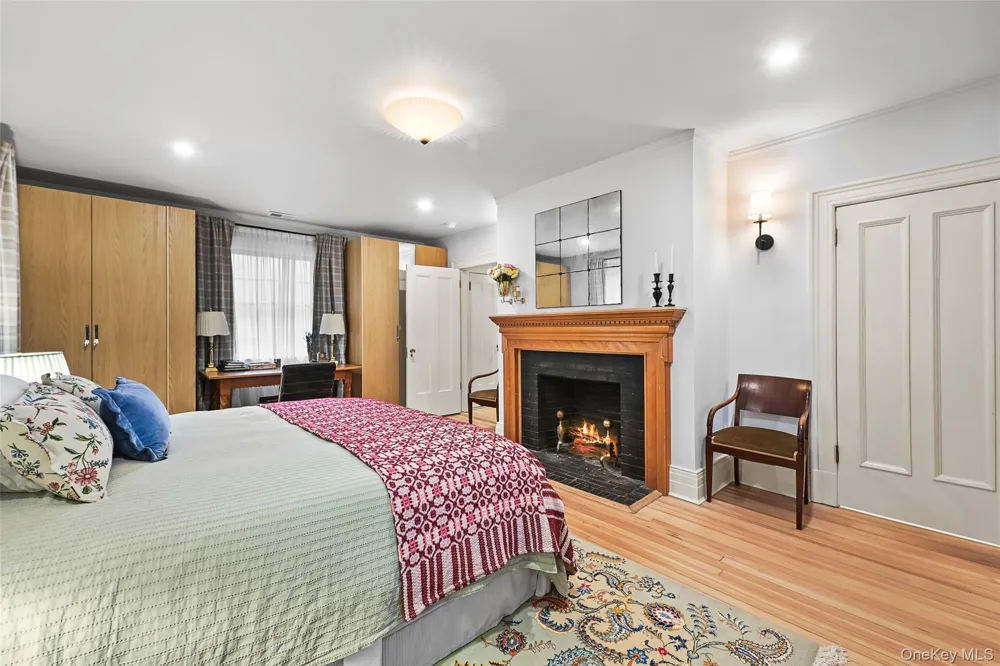 11 Maple Avenue Larchmont, NY 10538
