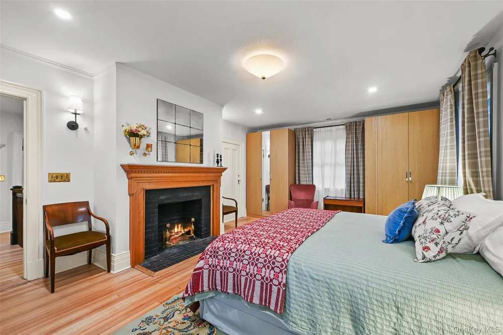 11 Maple Avenue Larchmont, NY 10538