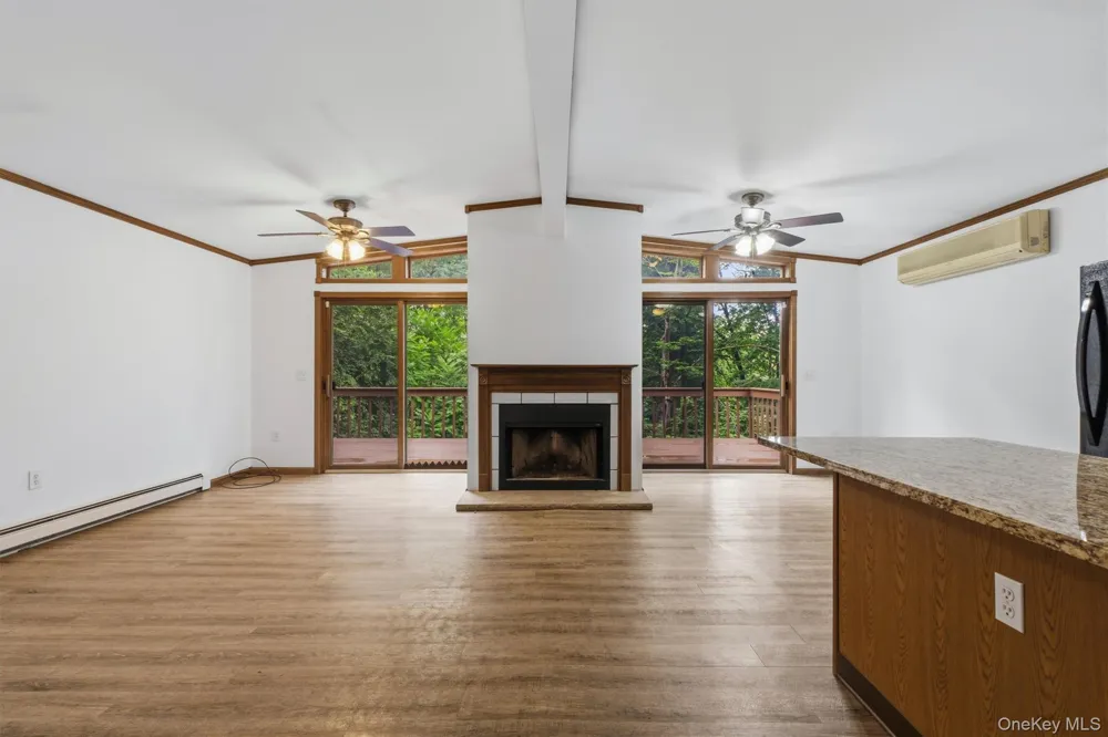 35 Moccasin View Road Fishkill, NY 12524