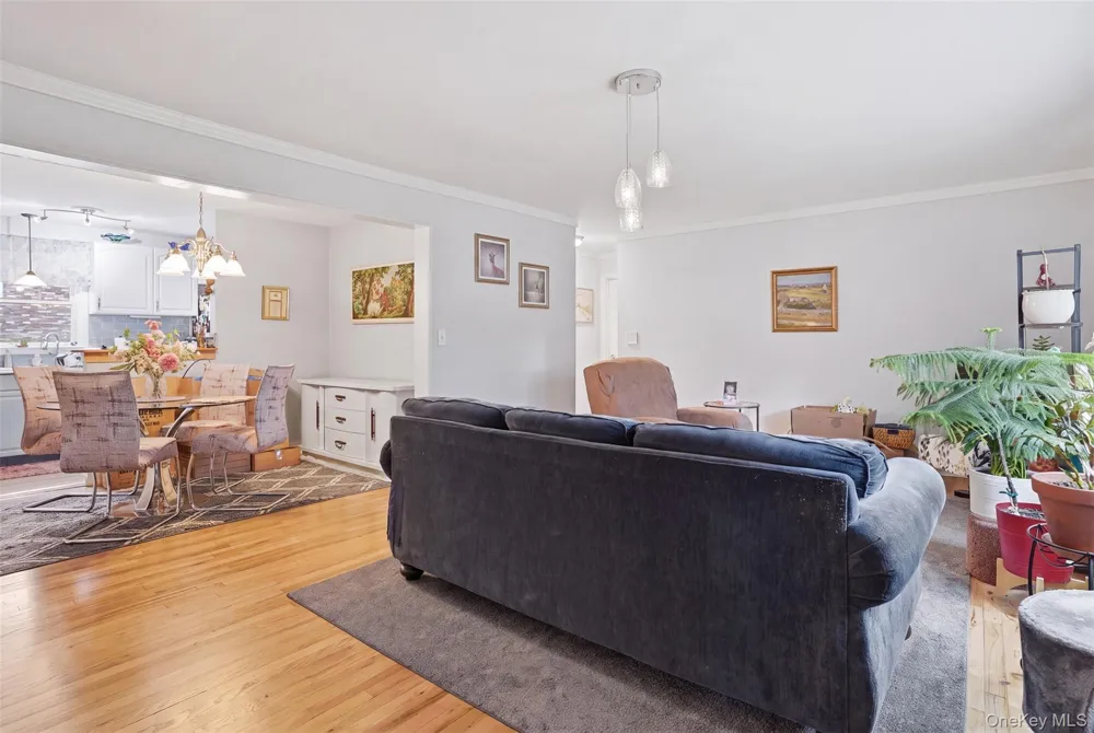 136 Chestnut Street #9B New Paltz, NY 12561