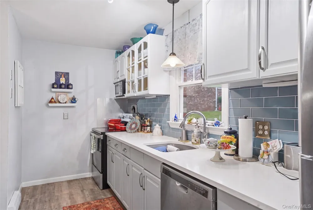 136 Chestnut Street #9B New Paltz, NY 12561