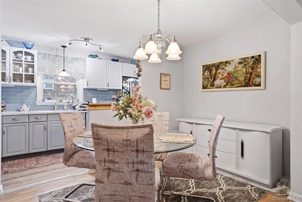 136 Chestnut Street #9B New Paltz, NY 12561