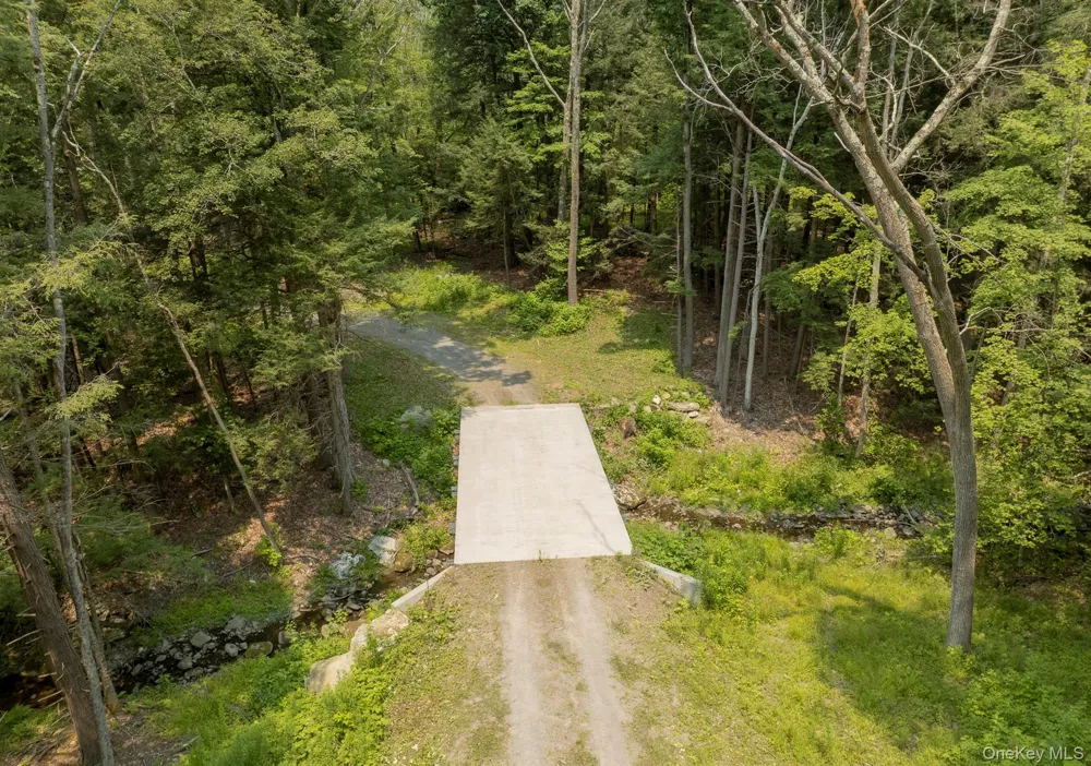 276 E Hill Road Austerlitz, NY 12017